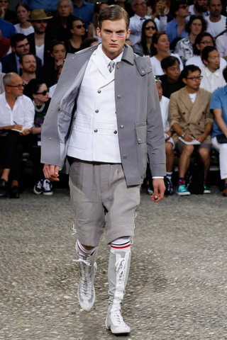 Moncler Gamme Bleu / - 2015